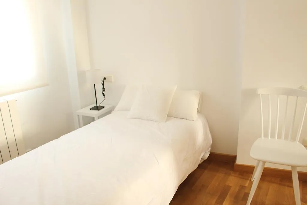 Aloha Apartamentos Pamplona